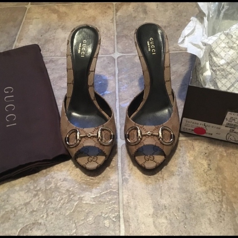 Gucci heels-No dust Bag or Box